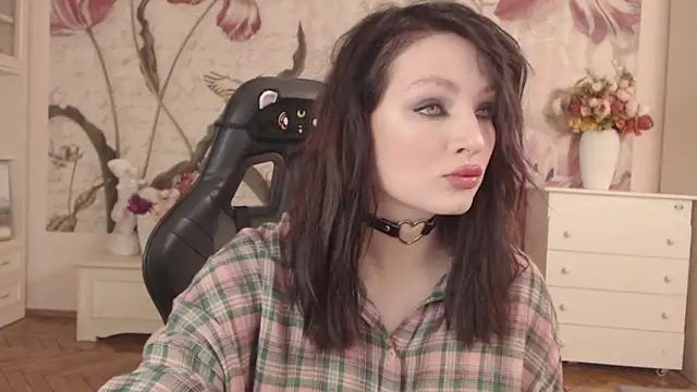 BritneyBarker online show from 5, 2, 2026