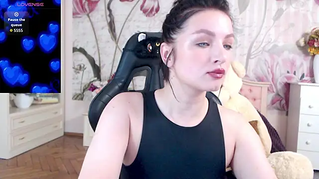 BritneyBarker online show from 26, 9, 2025