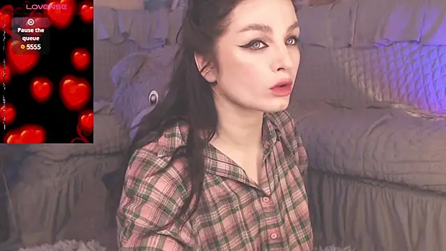 BritneyBarker online show from 22, 3, 2025