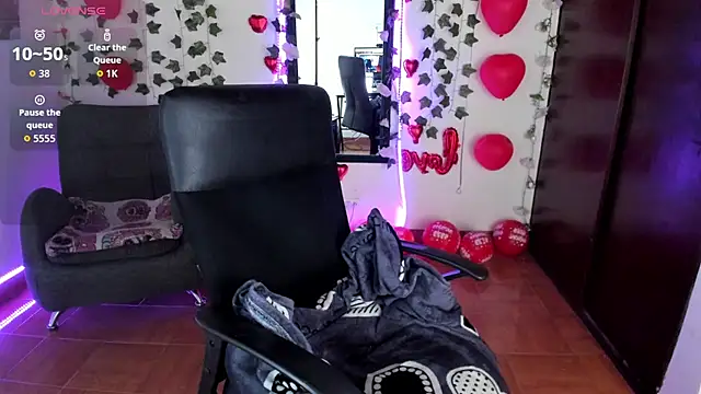 saray  jones online show from 19, 2, 2026