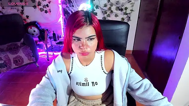 saray  jones online show from 8, 10, 2025