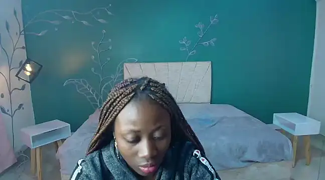 Sara Naugty online show from 4, 3, 2025