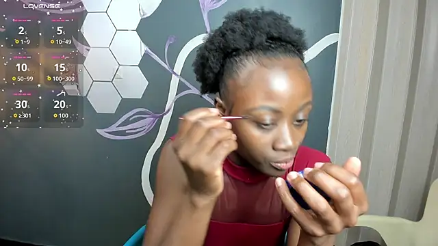 Snapshot of Sara_Naugty chatting on 19, 11, 2025 Sara Naugty online show from 19, 11, 2025