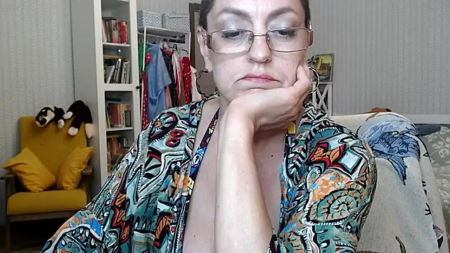 Snapshot of Soffya_Soy chatting on 3, 6, 2026 Soffya Soy online show from 3, 6, 2026