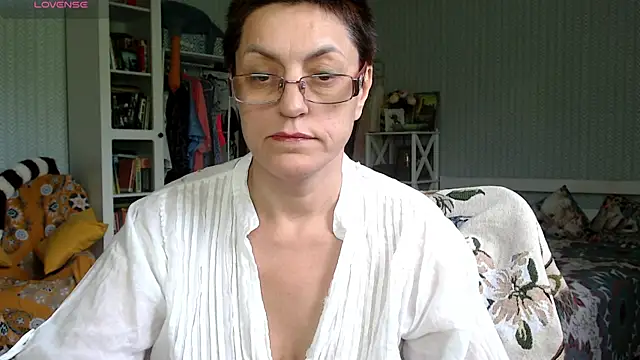 Soffya Soy online show from 5, 7, 2026