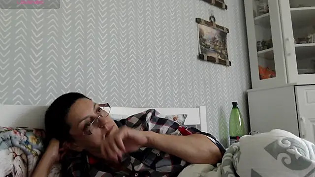 Soffya Soy online show from 1, 7, 2026