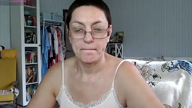 Soffya Soy online show from 19, 6, 2026