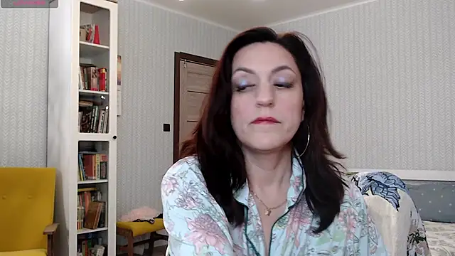 Soffya Soy online show from 24, 4, 2026