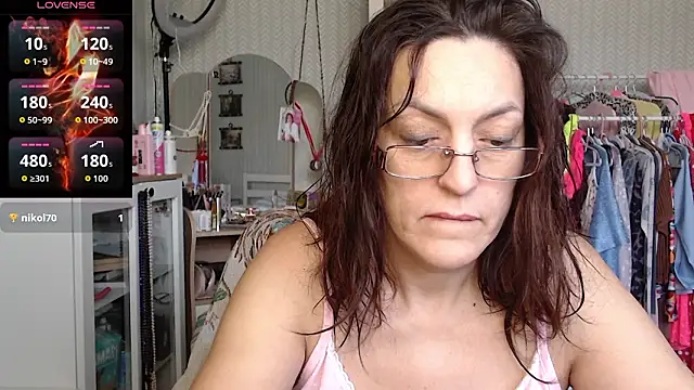 Soffya Soy online show from 15, 3, 2026