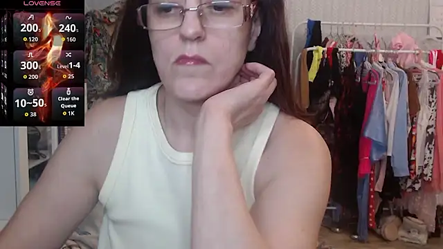 Soffya Soy online show from 5, 3, 2026