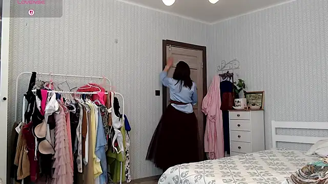 Soffya Soy online show from 9, 4, 2026