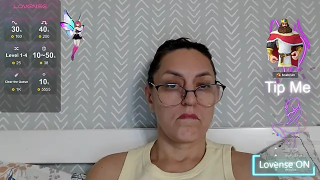 Soffya Soy online show from 4, 11, 2025