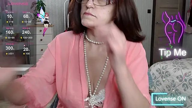 Soffya Soy online show from 9, 11, 2025