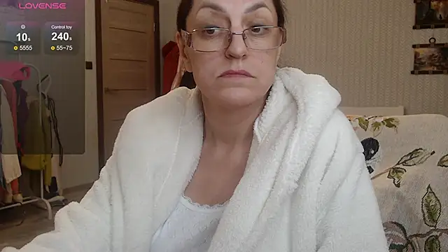 Soffya Soy online show from 2, 2, 2026