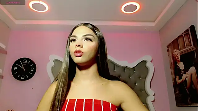 CamiiGarcia online show from 7, 3, 2025