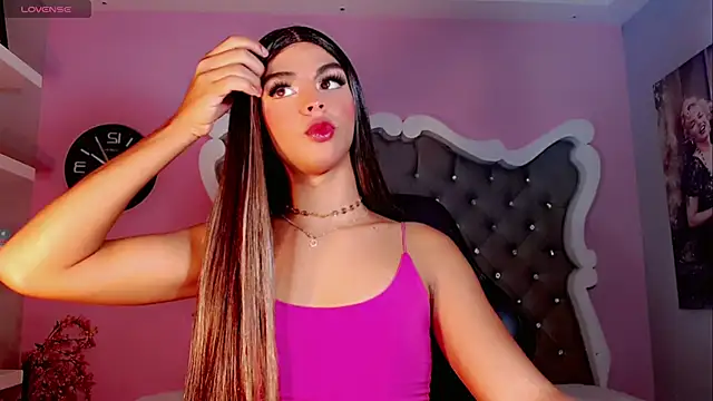 CamiiGarcia online show from 10, 3, 2025