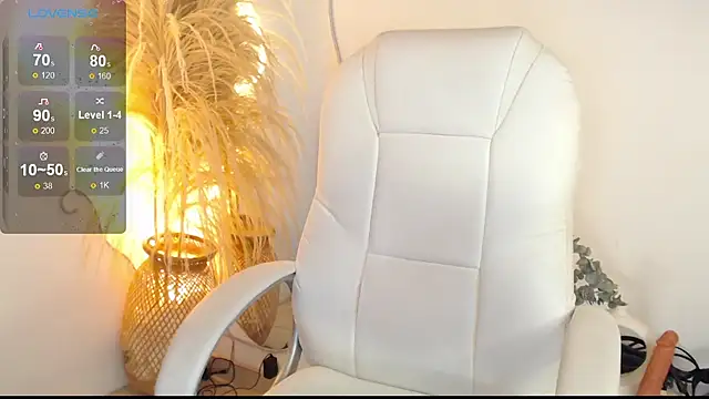 Sofi BBW online show from 5, 6, 2026