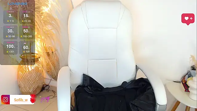 Sofi BBW online show from 13, 4, 2026