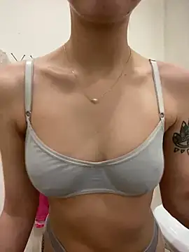 White Lu online show from 3, 2, 2025