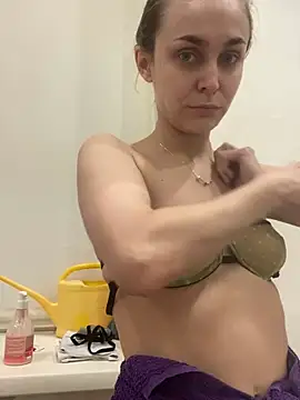 White Lu online show from 27, 1, 2025