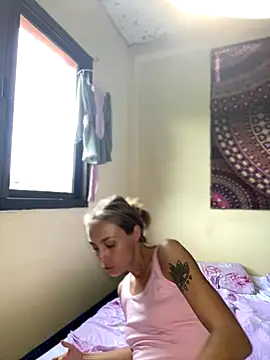 White Lu online show from 3, 11, 2025