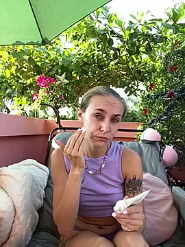 White Lu online show from 12, 1, 2026