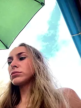 White Lu online show from 7, 1, 2026