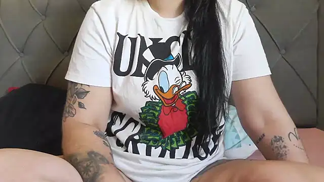 bunnyfox420 online show from 18, 4, 2026