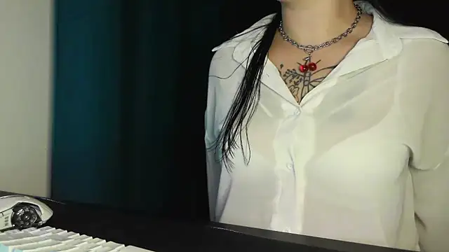 bunnyfox420 online show from 18, 11, 2025