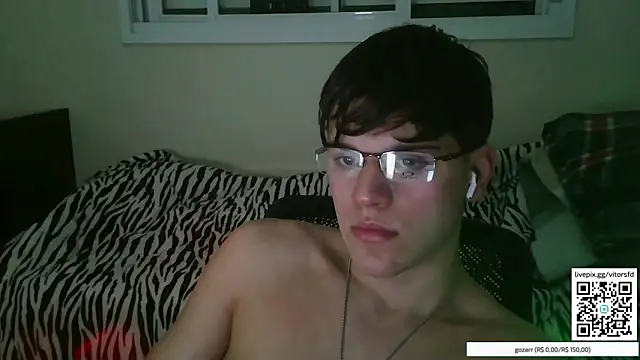 Snapshot of vitorsafado19 chatting on 17, 10, 2025 vitorsafado19 online show from 17, 10, 2025