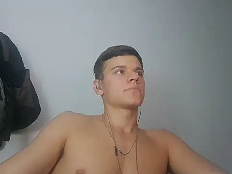 Snapshot of vitorsafado19 chatting on 23, 2, 2025 vitorsafado19 online show from 23, 2, 2025
