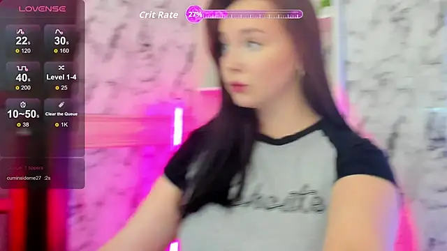 Snapshot of maya_suun chatting on 28, 9, 2025 maya suun online show from 28, 9, 2025