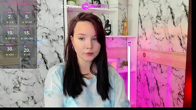 Snapshot of maya_suun chatting on 20, 9, 2025 maya suun online show from 20, 9, 2025