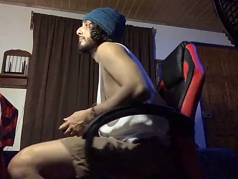 Snapshot of Nooneisthis chatting on 8, 11, 2025 Nooneisthis online show from 8, 11, 2025