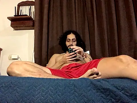 Snapshot of Nooneisthis chatting on 5, 11, 2025 Nooneisthis online show from 5, 11, 2025