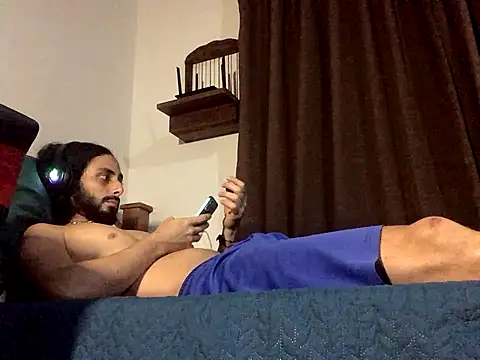 Snapshot of Nooneisthis chatting on 31, 10, 2025 Nooneisthis online show from 31, 10, 2025