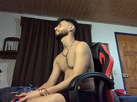 Snapshot of Nooneisthis chatting on 5, 6, 2026 Nooneisthis online show from 5, 6, 2026