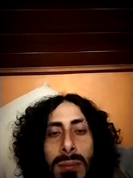 Snapshot of Nooneisthis chatting on 19, 10, 2025 Nooneisthis online show from 19, 10, 2025