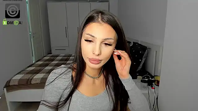 HelenShawn online show from 14, 11, 2025