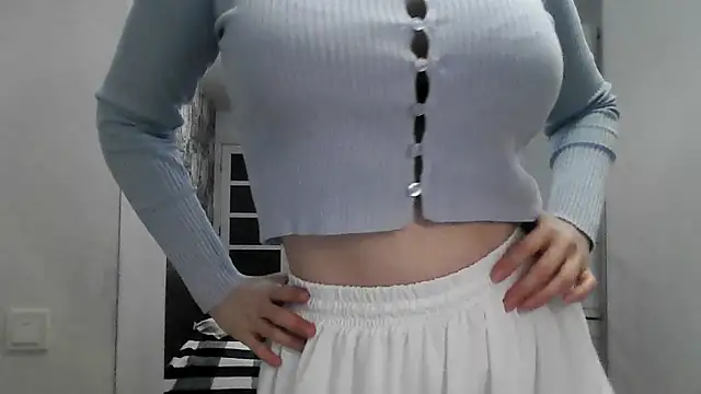 Victoria Glam online show from 15, 12, 2025