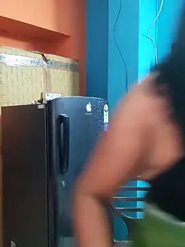 horny lizia online show from 14, 4, 2026