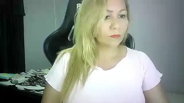 mariana0x online show from 10, 11, 2025