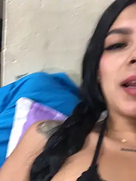 Snapshot of Madeline_Cooper08 chatting on 15, 12, 2025 Madeline Cooper08 online show from 15, 12, 2025