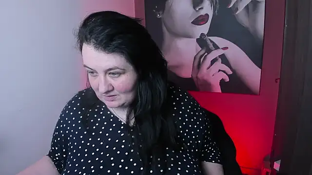 QueenOfHaze online show from 9, 2, 2026