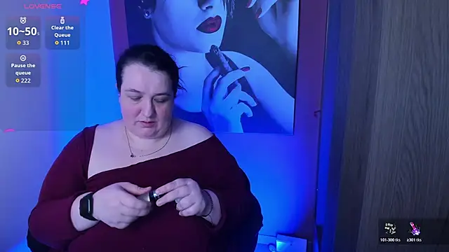 QueenOfHaze online show from 12, 1, 2026