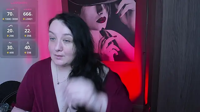 Snapshot of QueenOfHaze chatting on 20, 5, 2026 QueenOfHaze online show from 20, 5, 2026