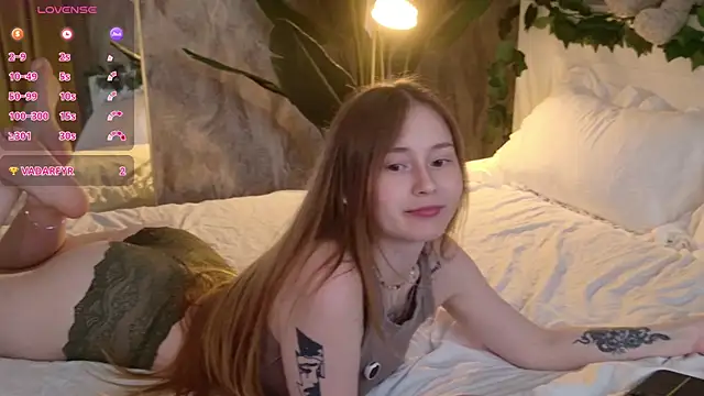 Snapshot of Yo_Pixxie chatting on 21, 9, 2025 Yo Pixxie online show from 21, 9, 2025