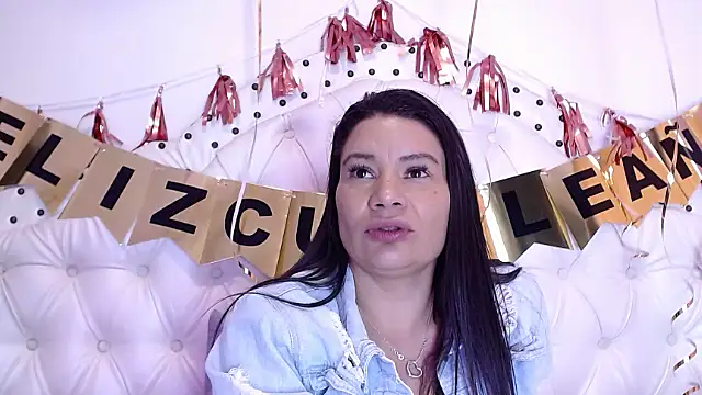 isabelajonesgl online show from 2, 10, 2025