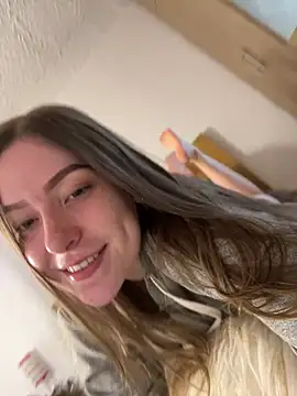 Snapshot of eilynxx chatting on 13, 2, 2025 eilynxx online show from 13, 2, 2025