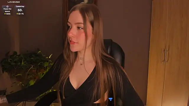 Snapshot of eilynxx chatting on 3, 2, 2025 eilynxx online show from 3, 2, 2025